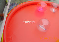 Grandes piscines gonflables avec les boules de l'eau, piscines gonflables rouges pour des adultes