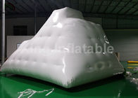 Jouet gonflable de l'eau de PVC de soudure à chaud commerciale/iceberg de flottement pour le divertissement