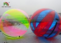 Bandes multicolores transparentes de boule gonflable de l'eau de PVC des biens 1.0mm grandes