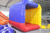 Flip Inflatable Sports Games Human adapté aux besoins du client marchant à l'intérieur du cube en roulement de terre