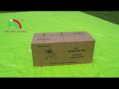 Glissière à eau gonflable