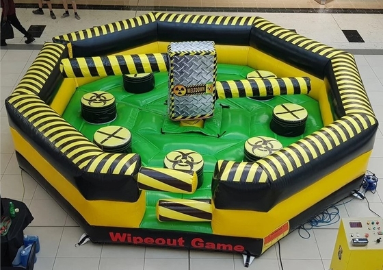 Jeux toxiques gonflables de sports de Wipeout de total de fusion de parcours du combattant
