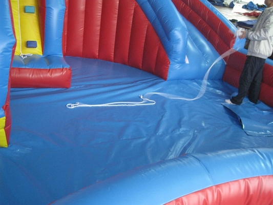 Deux voies pour accueillir de nombreuses personnes Petite ou grande grandeur totale Jumbo Water Slide Bounce gonflable