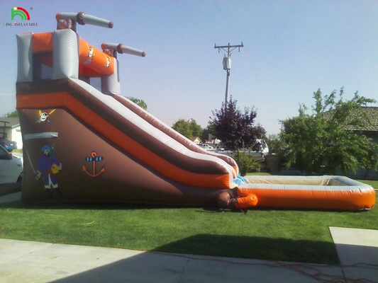 Glissière gonflable bon marché de haute qualité avec piscine gonflable pour enfants et adultes