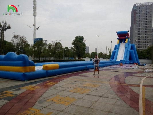 Des toboggans de parc aquatique drôles Jeux d'eau Nouveau design Équipement de jeu aquatique Long toboggan gonflable