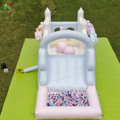 Cours d'obstacles gonflables Bounce Castle Maison avec glissade Ball Pit Climbing Blower