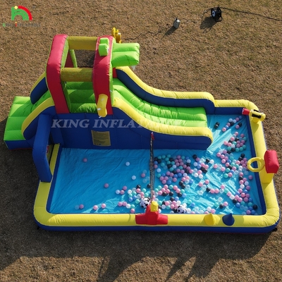 Fête des enfants mouillée sèche gonflable maison de rebond de glissière d'eau bouncer combo avec plus grande piscine d'éclaboussure grimpeur souffleur panier dartboard