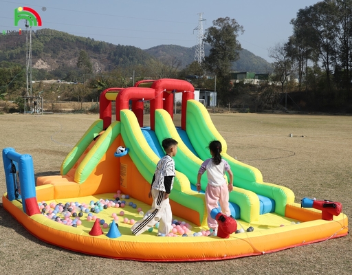 Chambre gonflable double voie glissière gonflable avec piscine à eau Trampoline Tir à l'élastique Net Basket Climbing