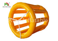 Le rouleau gonflable de l'eau de diamètre du jaune hermétique 3m de PVC/a adapté le jouet aux besoins du client pour le parc aquatique