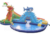 PVC parcs aquatiques gonflables de dragon géant adulte bleu de 30 * de 20m avec le logo adapté aux besoins du client