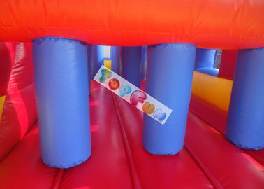 Ville gonflable d'amusement d'enfants