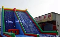 Glissière d'eau gonflable bleue faite sur commande, glissière gonflable s'élevante de jouets de mur de divertissement d'enfants