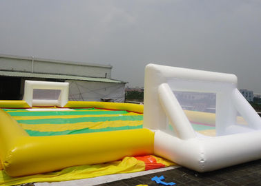 Article de sport gonflable de terrain de football de famille avec le PVC de 0.45mm - de 0.55mm