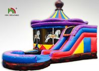 Chambres commerciales de rebond d'amusement gonflable de carrousel de pourpre de 8x6m avec la glissière pour des enfants
