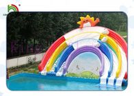 Anti- glissière triple d'arc-en-ciel de PVC de ruelles de parcs aquatiques gonflables UV avec la piscine pour des locations